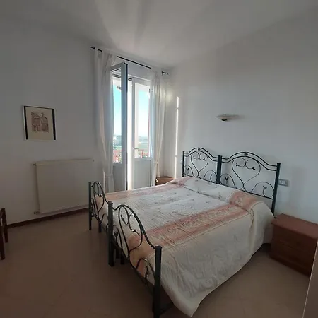 Il Portichetto فندق ريفرغارو